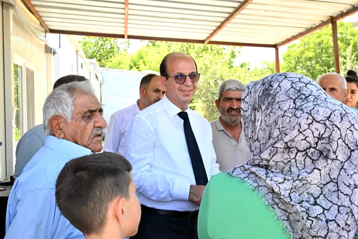 Yeşilyurt Belediye Başkanı İlhan Geçit, deprem konutları projesinin tamamlandığını açıkladı